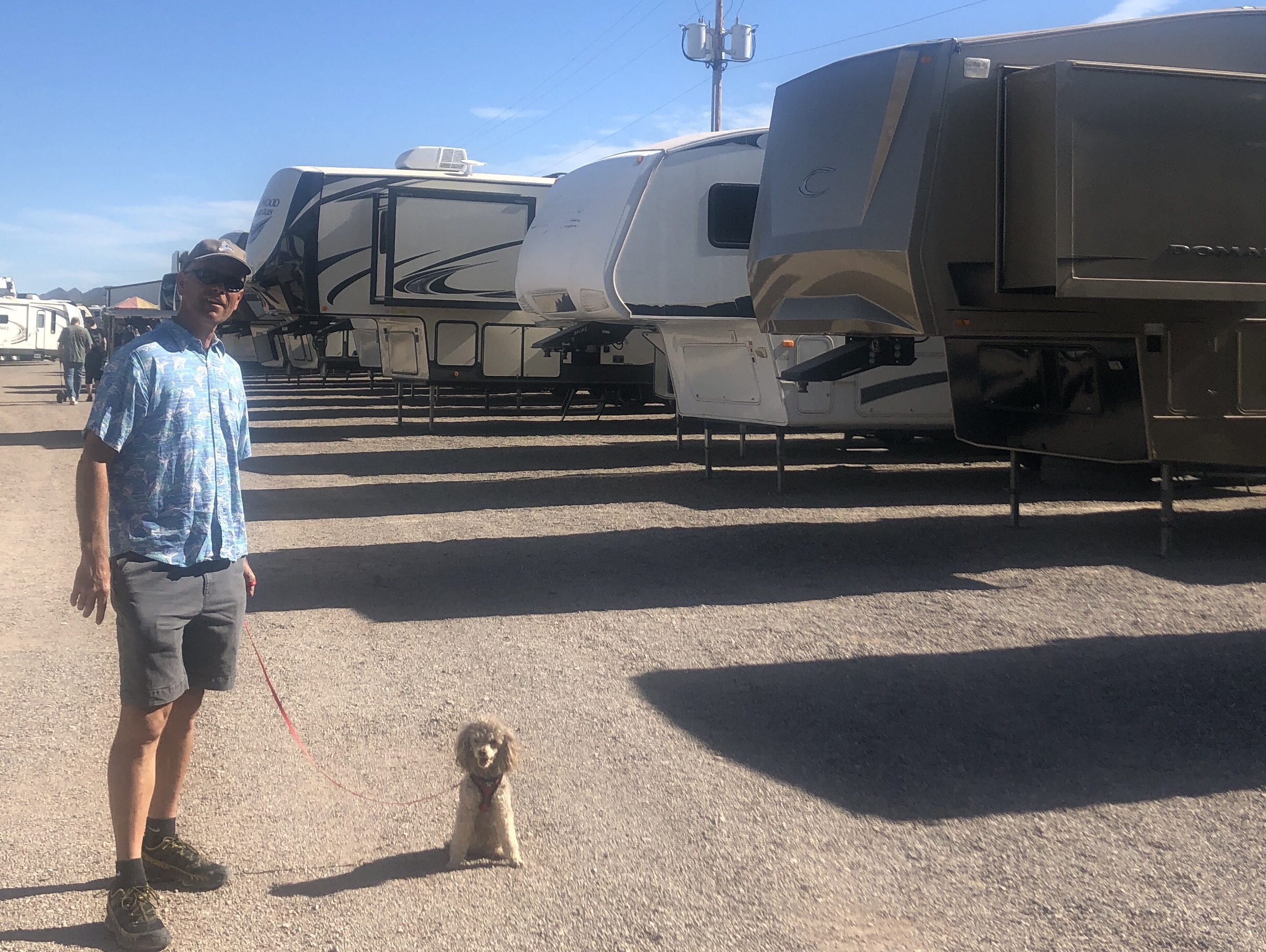 E5C34CDC-1CF7-471D-9770-EC083D7291B8